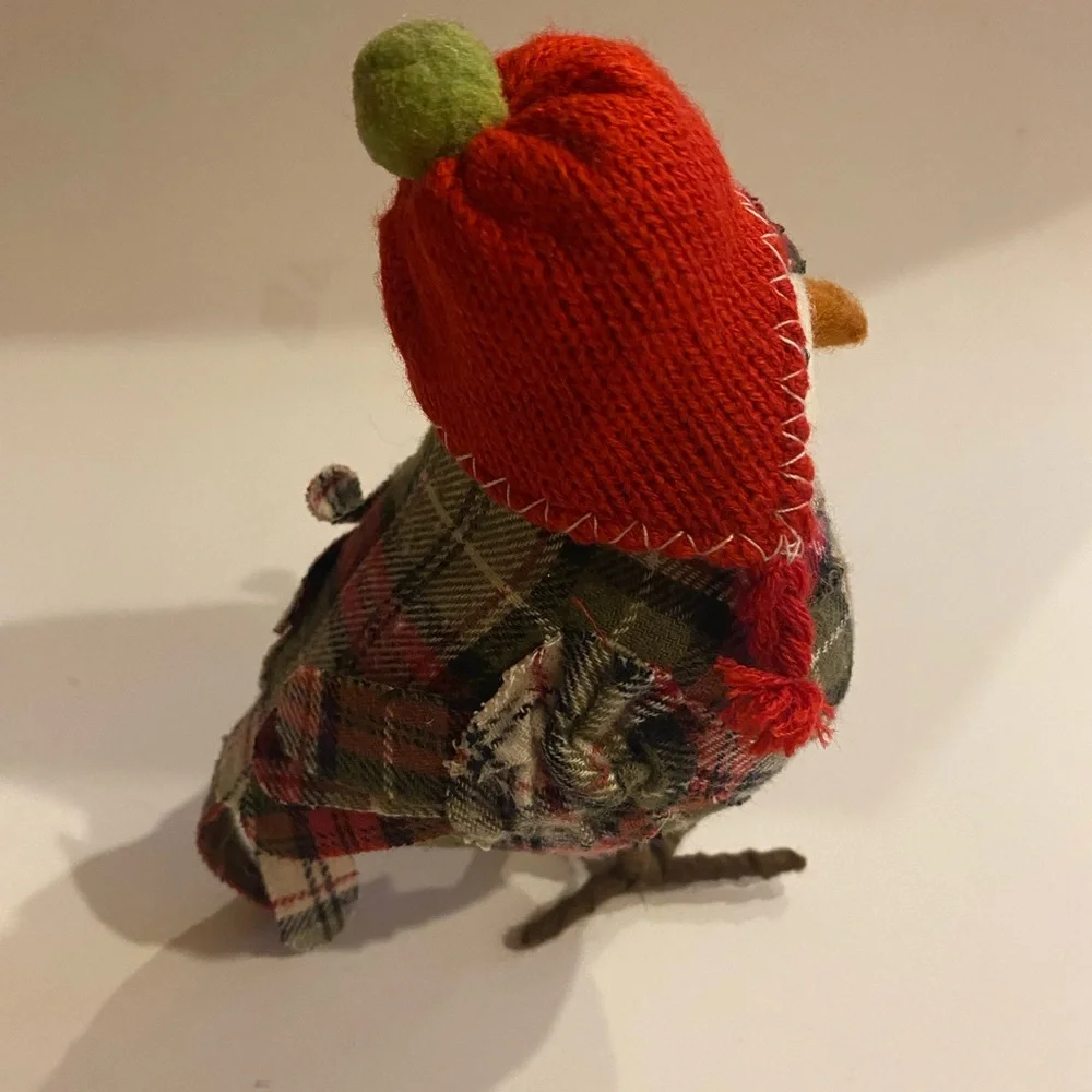 Target Wondershop 2014 Featherly Friends Plaid w/Red Hat LNWOT